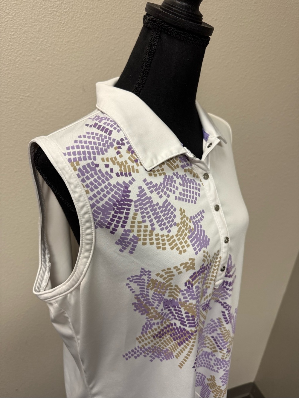 IZOD Golf Cool FX Sleeveless Polo XL White Purple Floral Performance Top - Picture 4 of 13